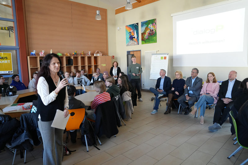Diskussionsveranstaltung für Schülerinnen und Schüler „dialogP“ - Polittalk an der Ernst-Göbel-Schule