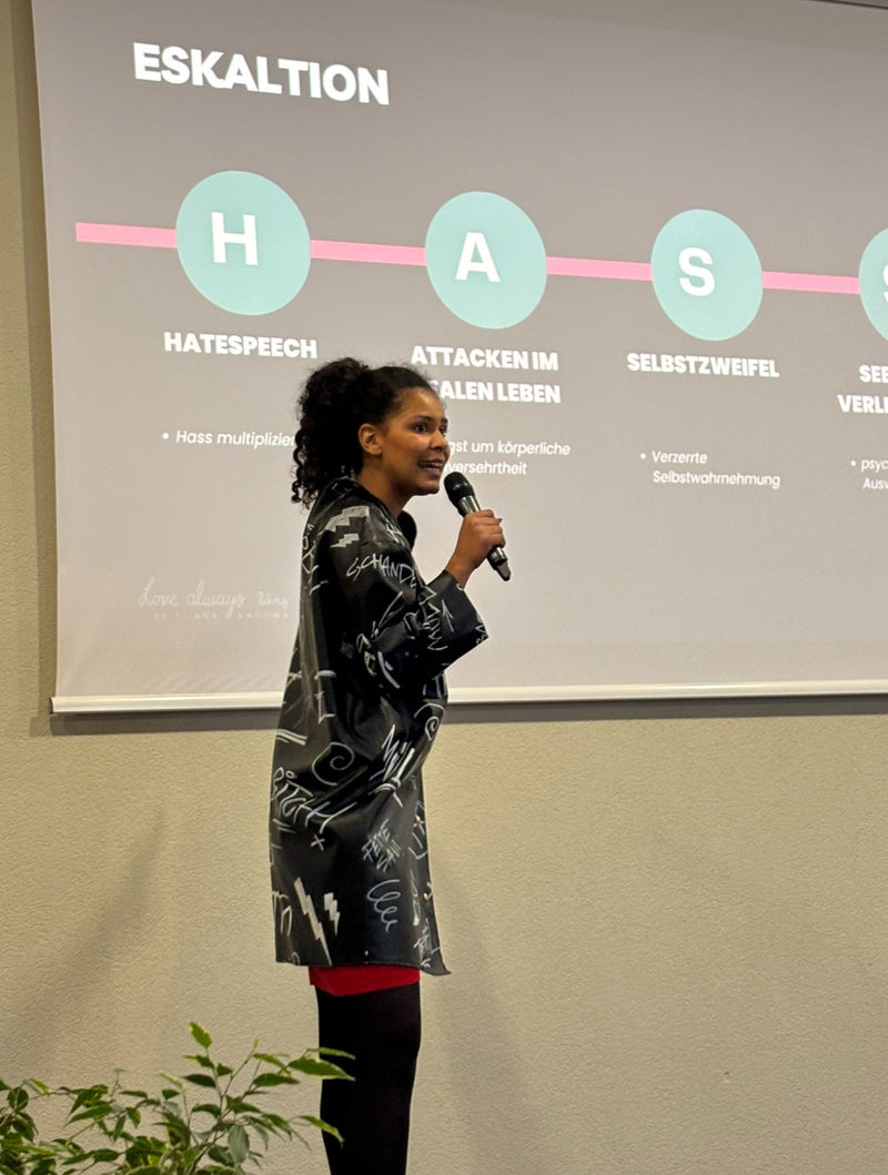 Lijana Kaggwa zu Besuch an der EGS